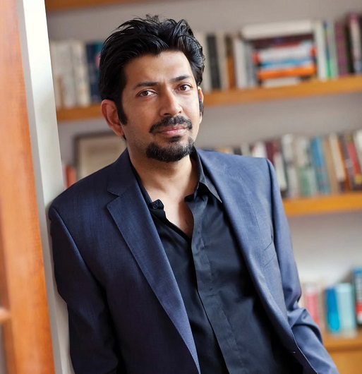 Siddhartha Mukherjee (1970) là Phó giáo sư Y khoa tại Đại học Columbia đồng thời là bác sĩ và nhà nghiên cứu về ung thư. Ông đã tốt nghiệp Đại học Stanford, Đại học Oxford và Trường Y Harvard, có bài đăng trên nhiều tạp chí và tờ báo nổi tiếng như Nature, The New Yorker, New York Times... Ảnh: manasai.co