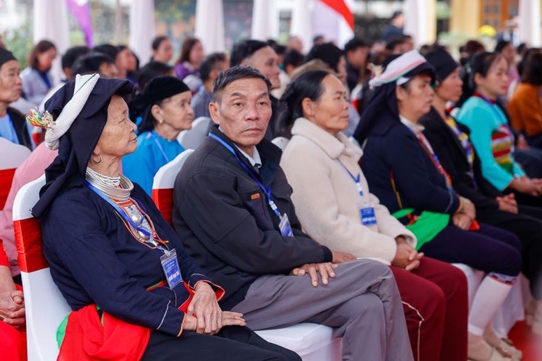 Thủ tướng Phạm Minh Chính: Mọi thành quả phát triển đều hướng tới nhân dân- Ảnh 6.