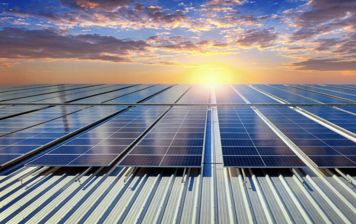 Ứng dụng năng lượng tái tạo góp phần làm giảm chi phí cho doanh nghiệp.